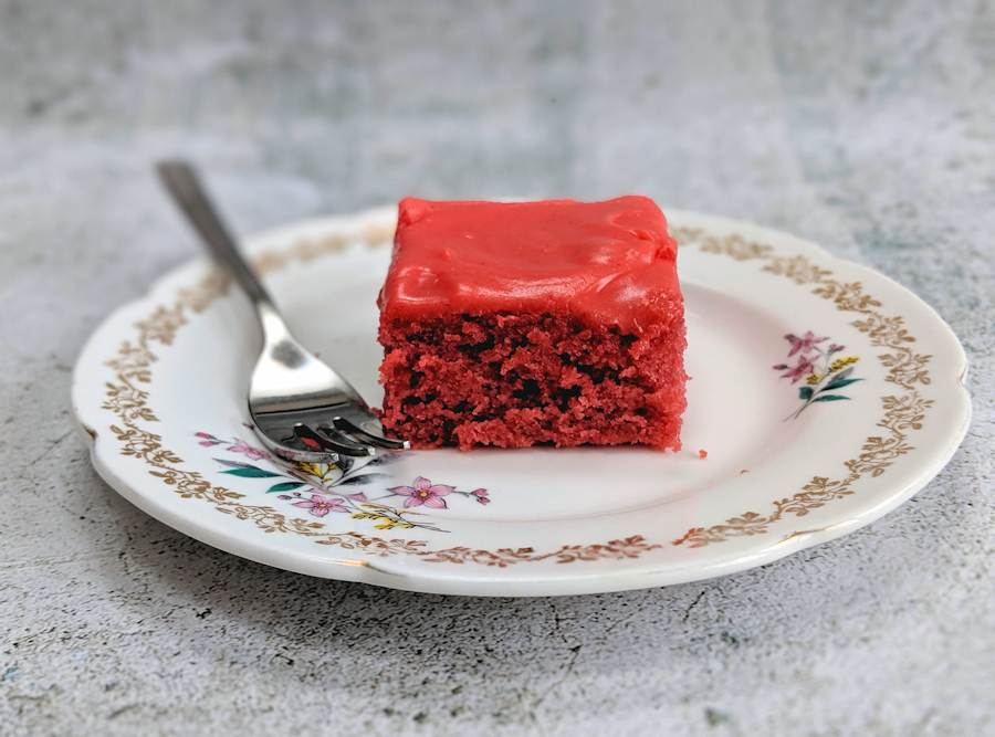 Guava Cake With Pink Buttercream Frosting Recipe Cuisine Fiend